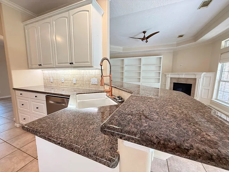 12780 Capricornus Dr — Photo 11