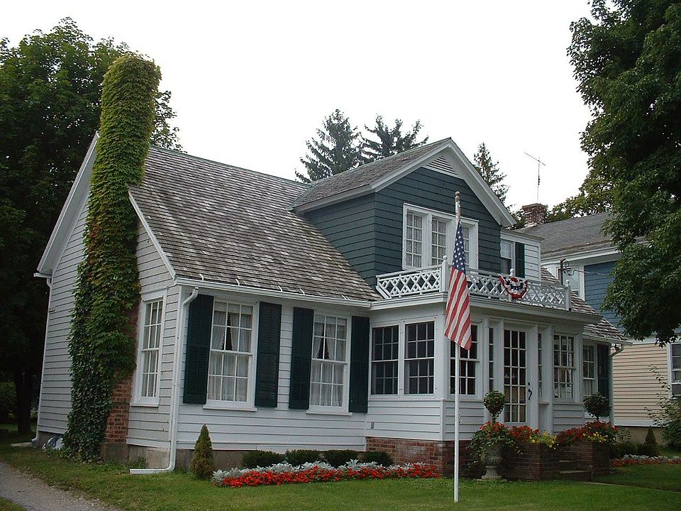 1st image of 15 Aitken Ave