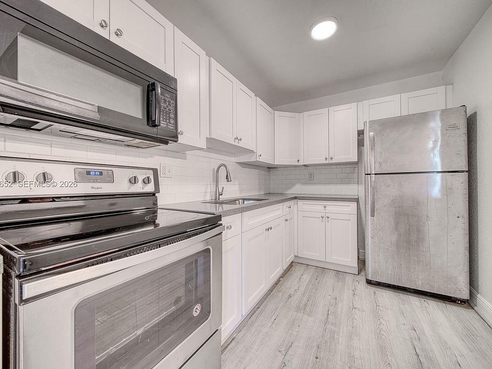 1st image of 9459 SW 76th St APT R5