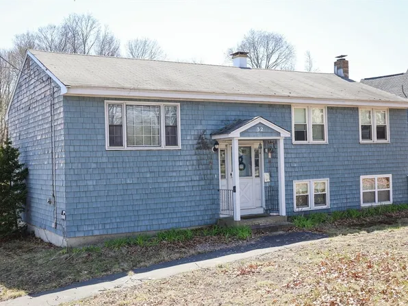 32 Treble Cove Rd, Billerica, MA 01821