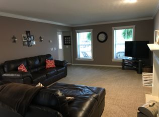 2074 River Birch Dr, Amelia, OH 45102