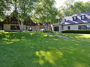 1275 Orchard Ln, Elm Grove, WI 53122