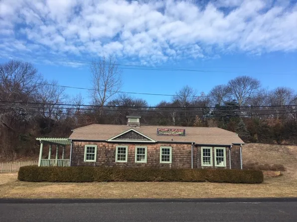 11 Flamingo Ave, Montauk, NY 11954