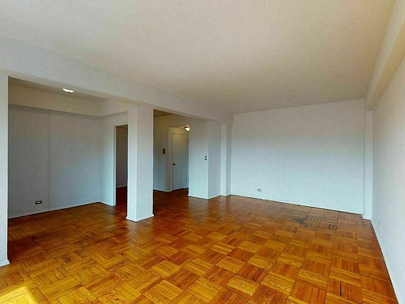 5th image of 10106 67th Dr APT 5B