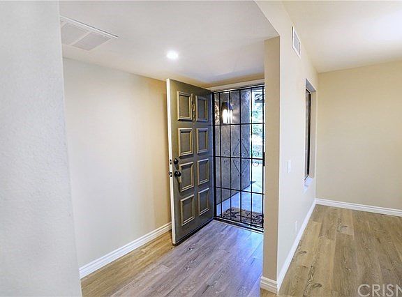 5th image of 786 Birchpark Cir APT 105