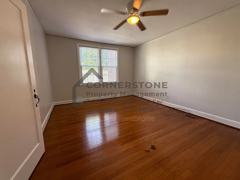 355 Highland Ave SW #1 — Photo 9