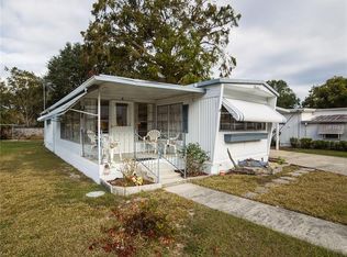 748 Marina Ln, Tavares, FL 32778