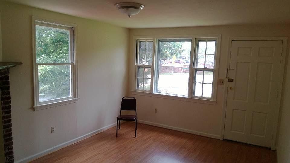 2nd image of 4709 Cherry Hill Rd