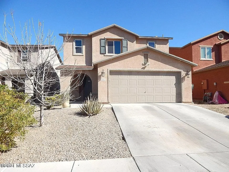 7037 S Red Maids Dr