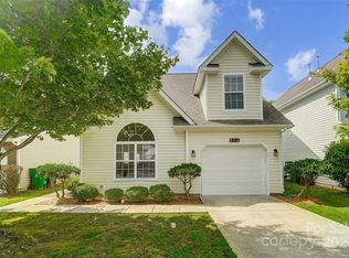2716 Rozzelles Landing Dr, Charlotte, NC 28214