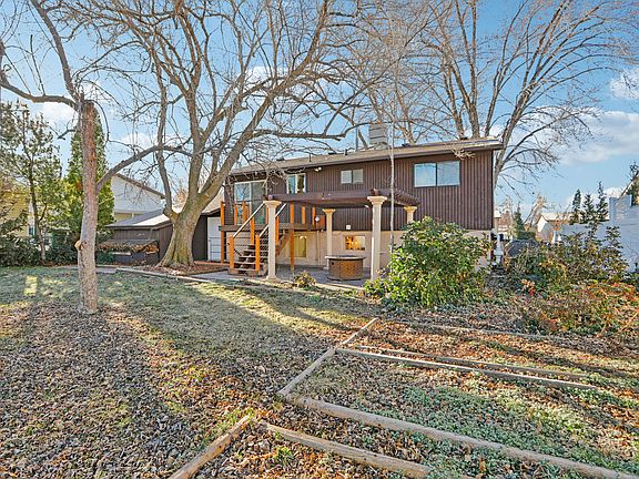 5th image of 569 E Aloha Ln