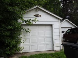 1617 University Ave, Grand Forks, ND 58203