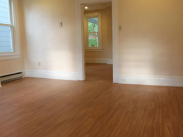 116 College Ave — Photo 3