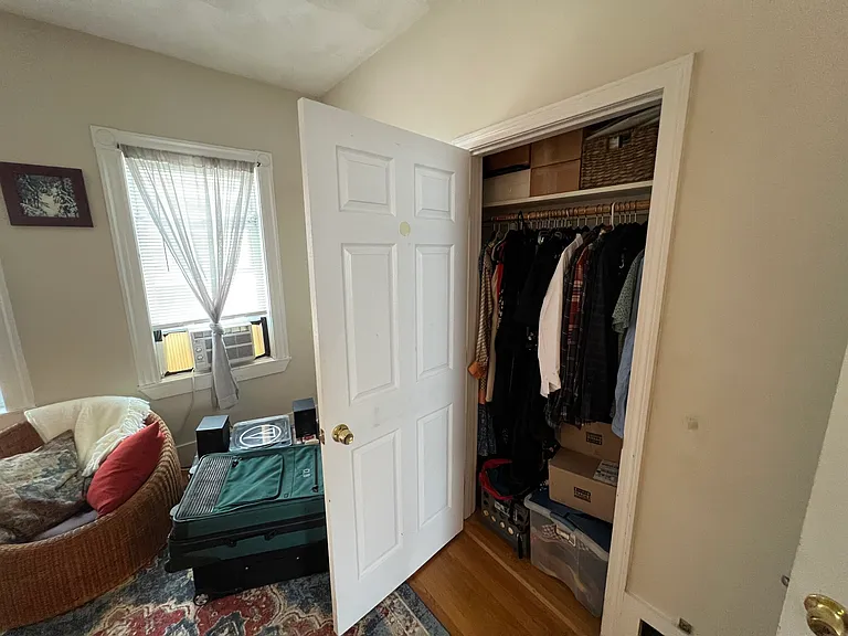 24 Ellington Rd #1R — Photo 9
