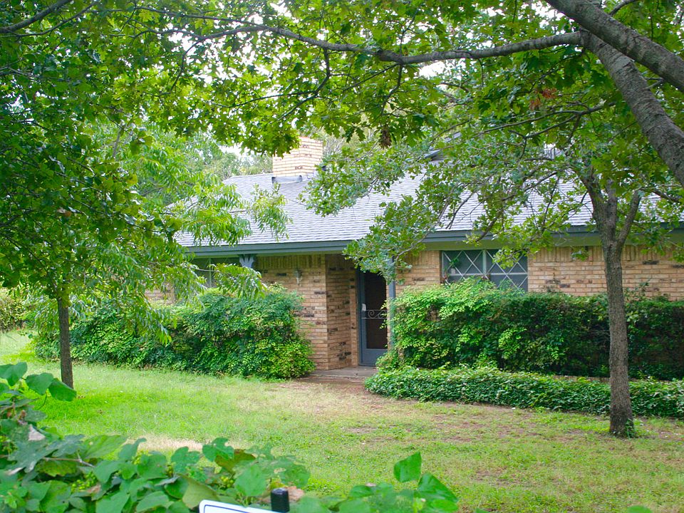 1st image of 2419 S Pleasant Cir