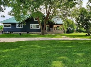 1169 Grandma Brown Rd, Mitchell, IN 47446