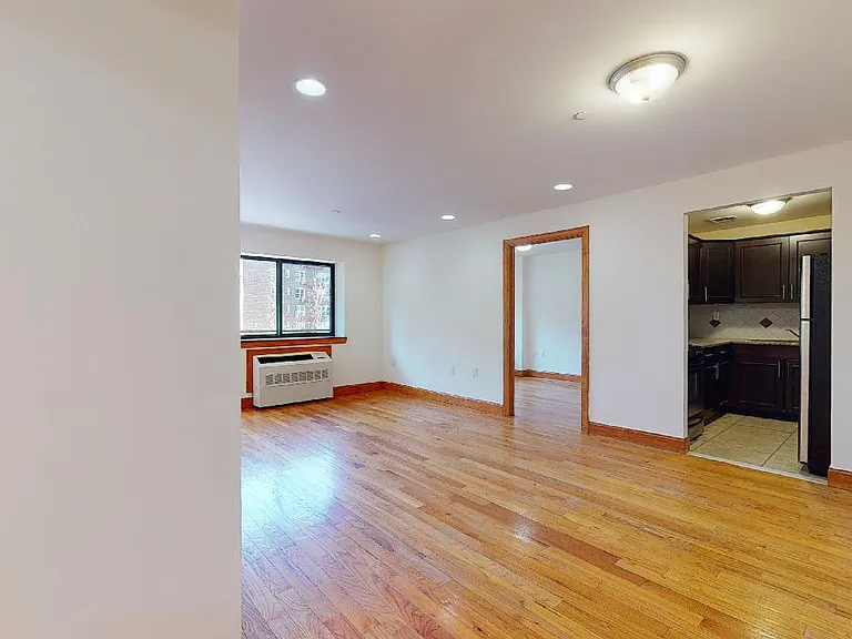 84-14 143rd St #Penthouse 2 — Photo 5