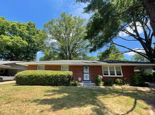 2052 Saint James Dr, Memphis, TN 38116