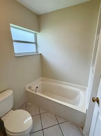 387 SW 206th Ave — Photo 8