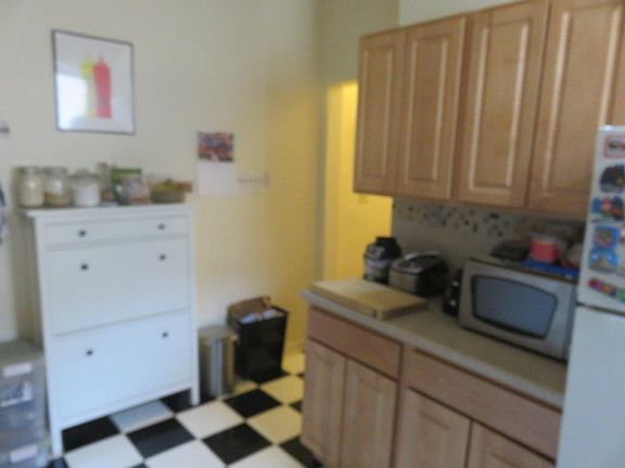 3rd image of 3300 W Wrightwood Ave #2
