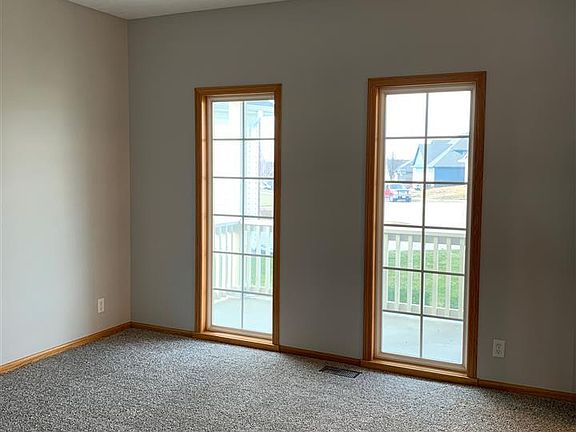 5th image of 11321 Pebblebrooke Blvd