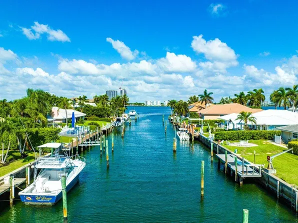 1070 Grand Bahama Lane, Singer Island, FL 33404