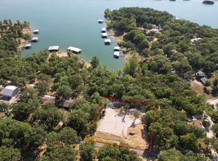 695 Holiday Acres Cir, Branson West, MO 65737