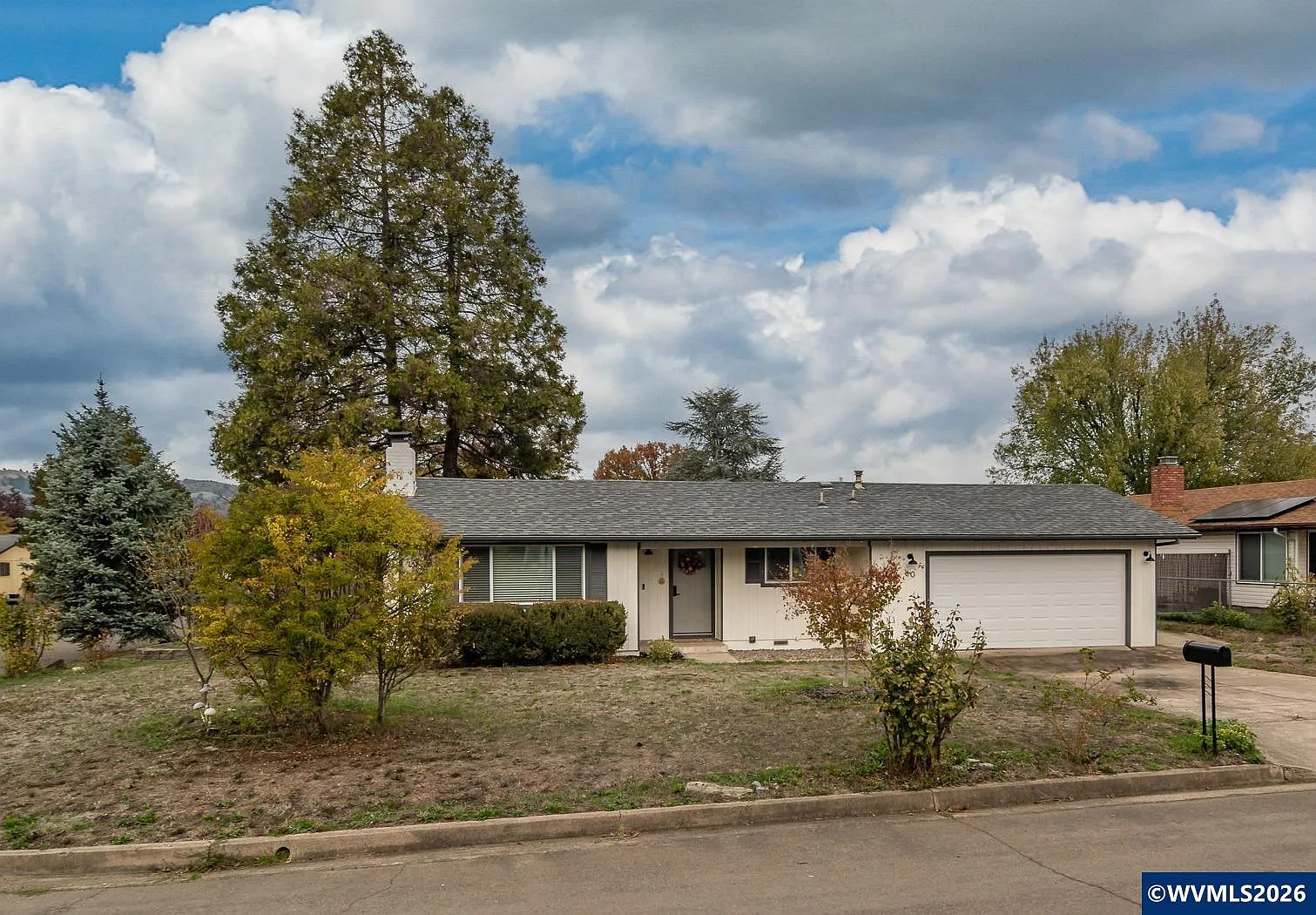 10 Carmel Ct photo 1