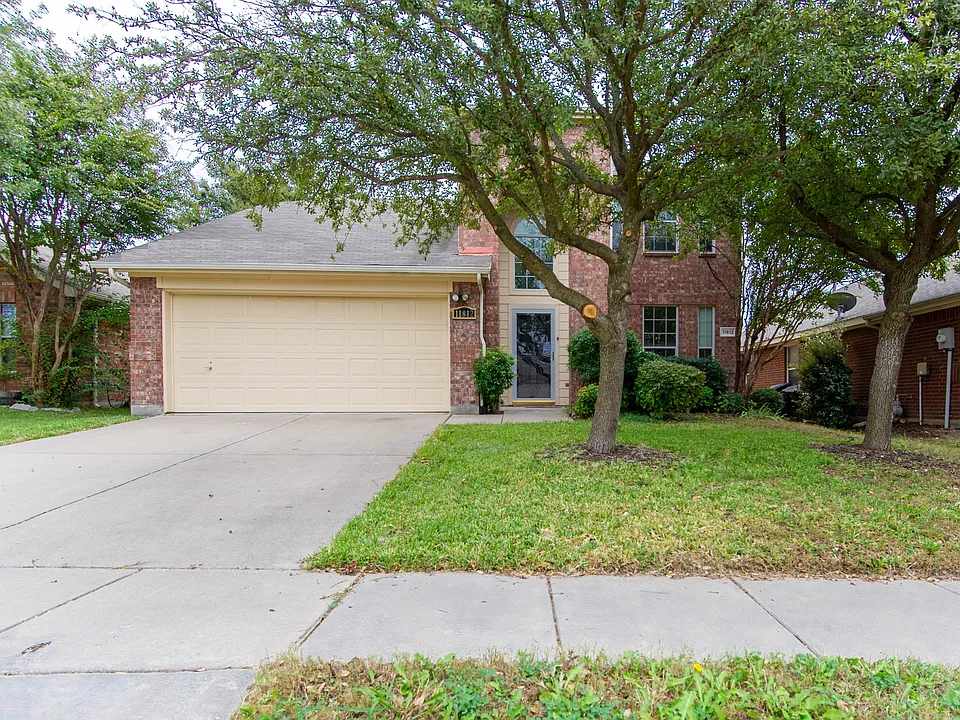 11812 Wispwillow Dr