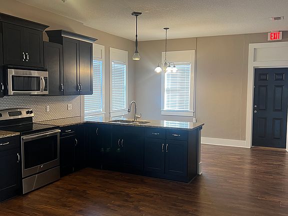5th image of 14 E Macclenny Ave #14