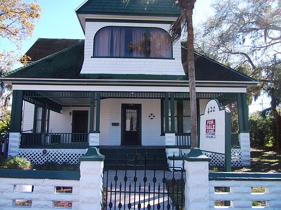 2nd image of 420 E Tarpon Ave