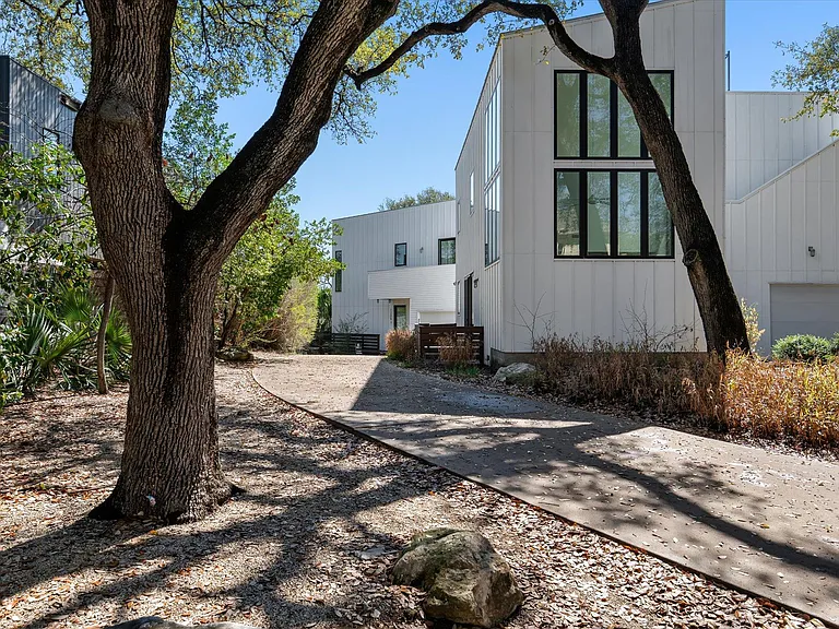 1204 Woodland Ave #B — Photo 23