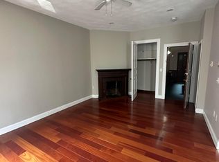 25 Newbury St #1R, Boston, MA 02116