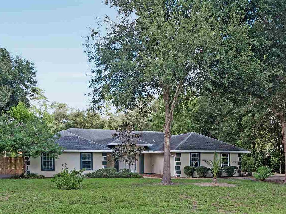1st image of 740 Charmwood Dr