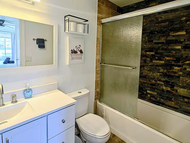 3511 E Baseline Rd — Photo 12