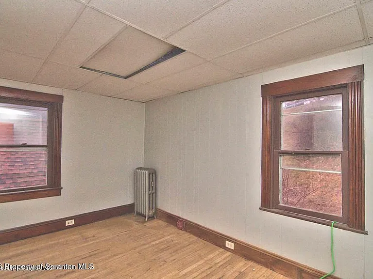 34 Simon Block Ave — Photo 25