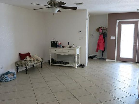2nd image of 1305 Garden Ave
