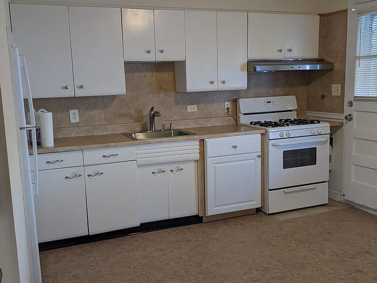 2326 Searles Rd — Photo 9
