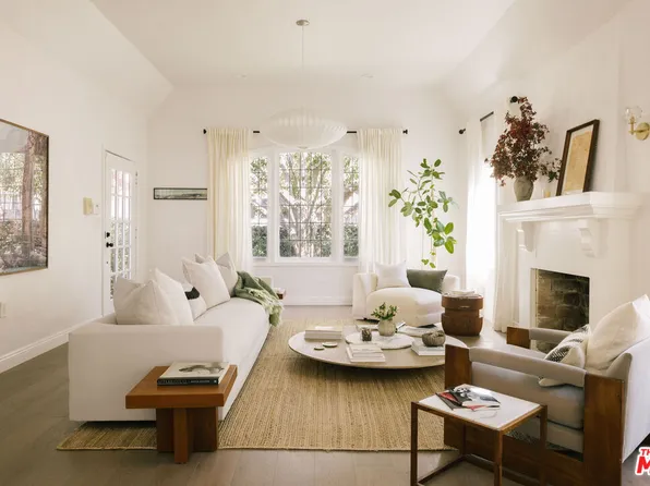 7606 Willoughby Ave, Los Angeles, CA 90046