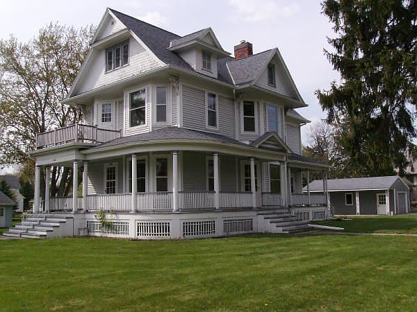 1st image of 20394 W Gale Ave