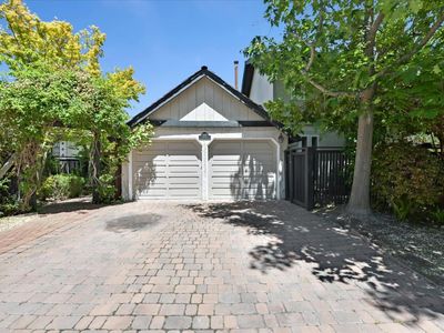 1885 Guinda St, Palo Alto, CA, 94303