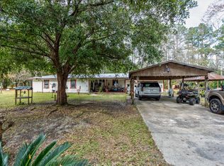 248 Bunny Ln, Freeport, FL 32439