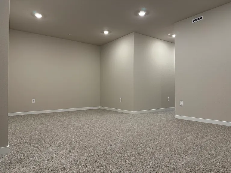2740 Bear Springs Cir — Photo 5