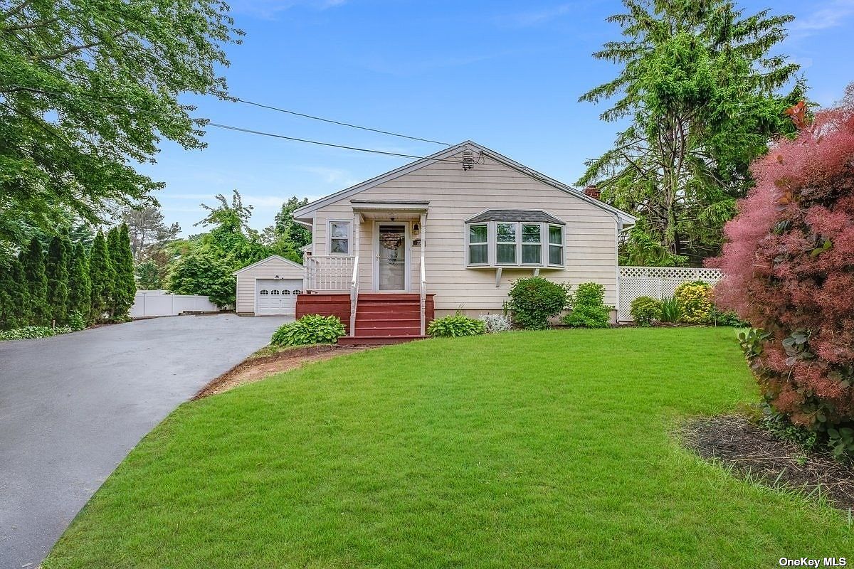 23 Rose Street, Smithtown, NY 11787 Zillow