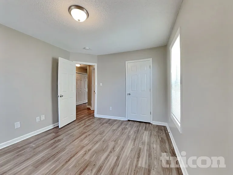 5169 Parkerwood Dr — Photo 11
