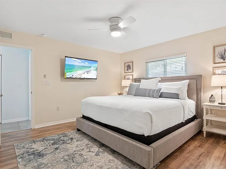 2729 Sydelle St — Photo 39