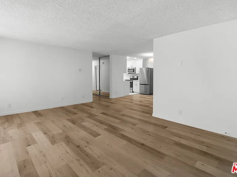 1114 12th St #103 — Photo 3