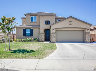 9611 Aphrodite St, Bakersfield, CA 93306