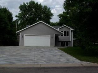 11755 Redwood St NW, Coon Rapids, MN 55448