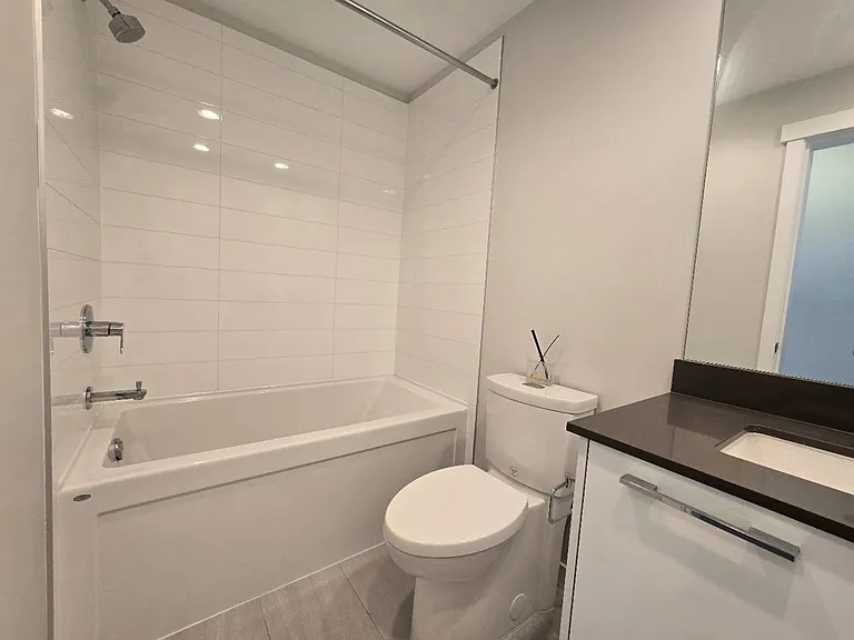 9551 Alexandra Rd #4XX — Photo 12
